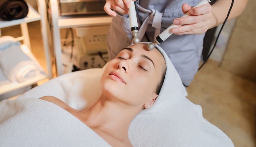 Microcurrent Facial