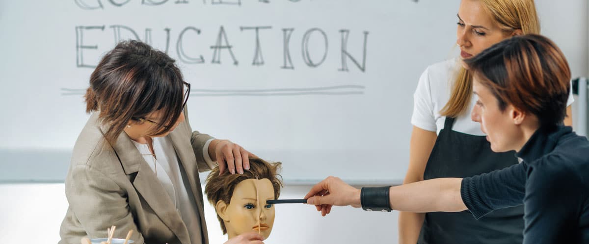 formation professionnelle comme Carrières en esthétique et dans l’industrie de la beauté | ESI Show