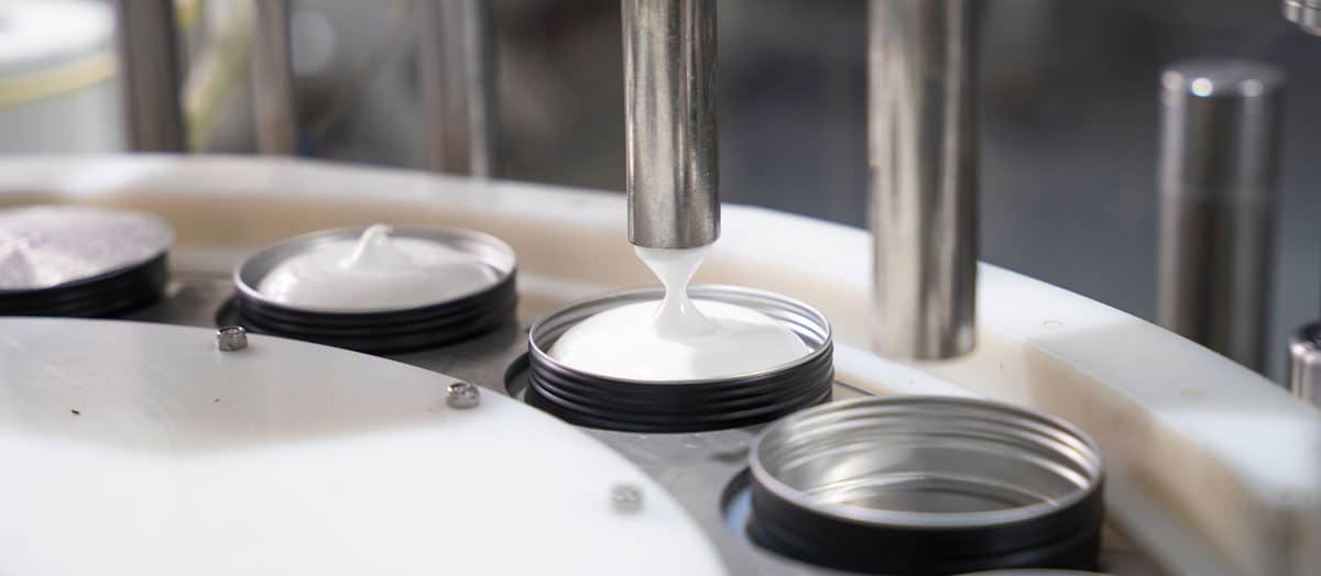 Fabrication de produits comme Carrières en esthétique et dans l’industrie de la beauté | ESI Show I Show